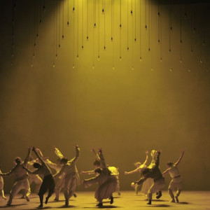 Hofesh Shechter' Sun.  Photo: Gabriele Zucca.